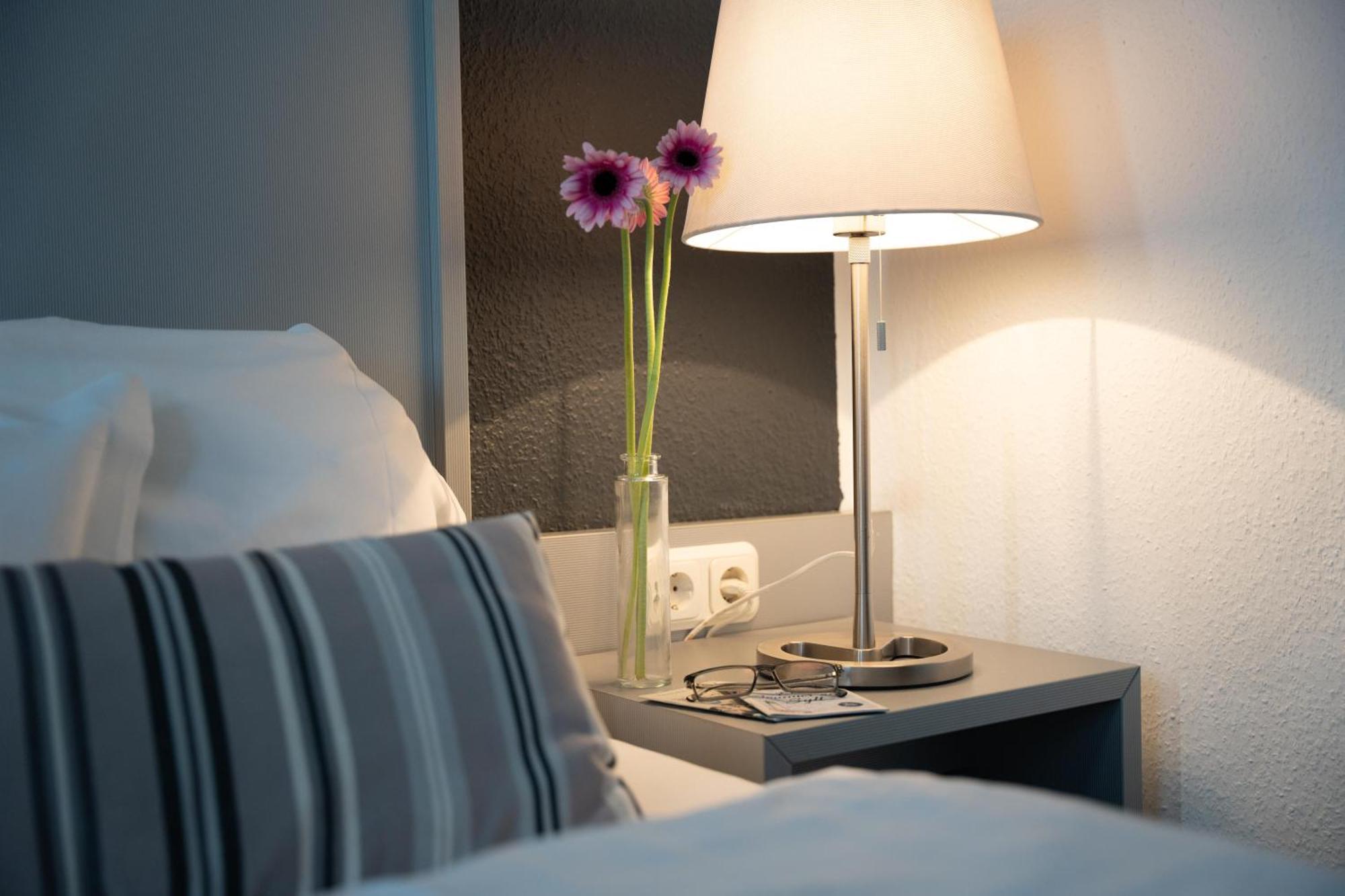 Hotel Medo Koeln Экстерьер фото